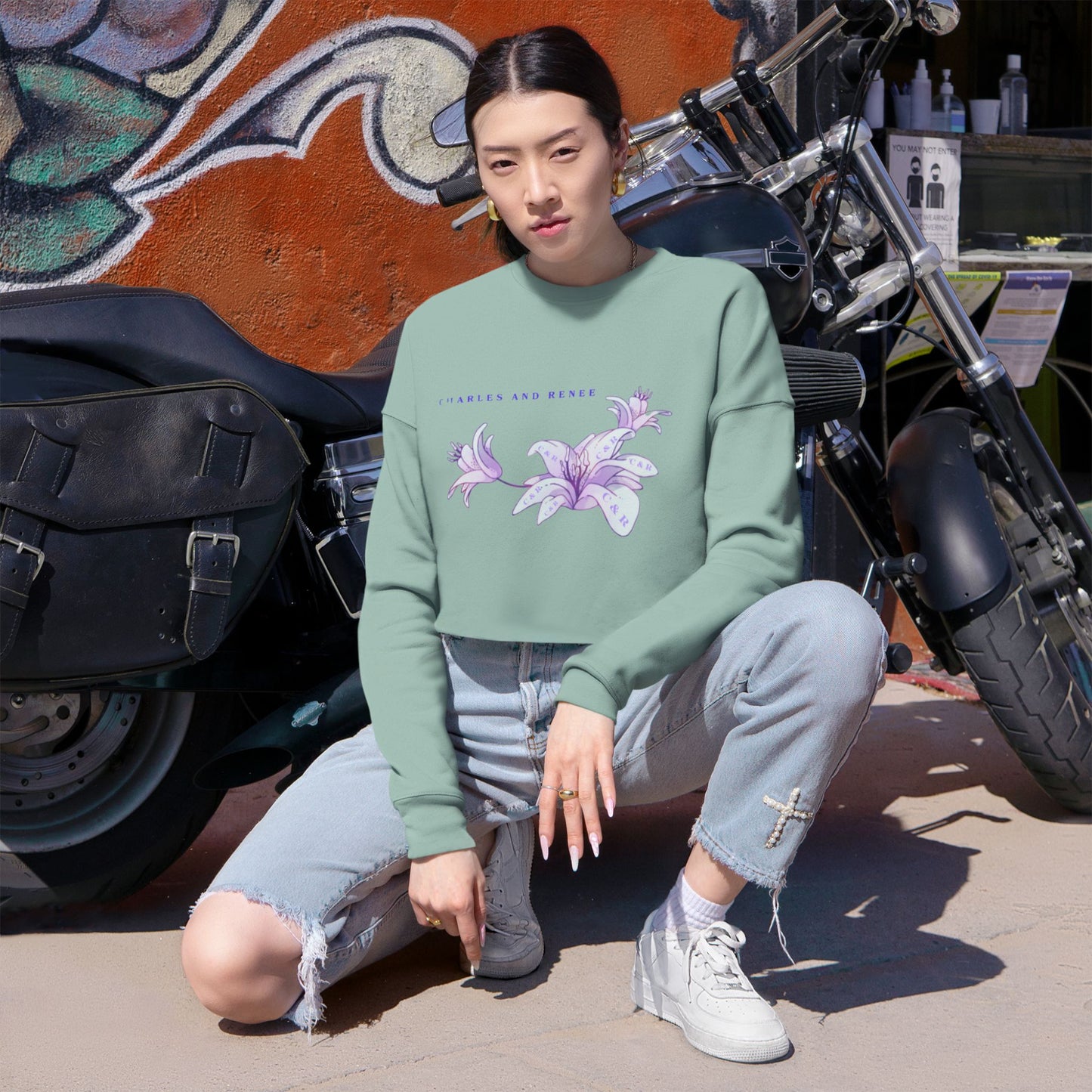 C & R Women's Cropped Floral Sweatshirt